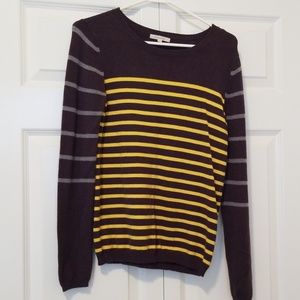 41 Hawthorn pull over sweater